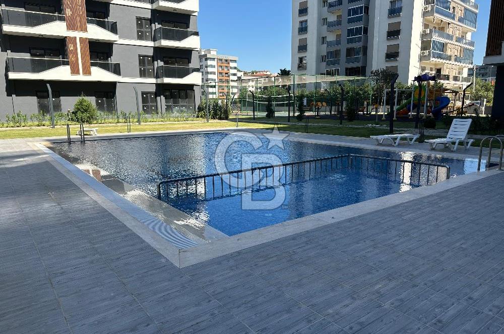 Çiğli Balatçıkta Katip Çelebi Üni Yakını Azel Deluxe Satılık 2+1