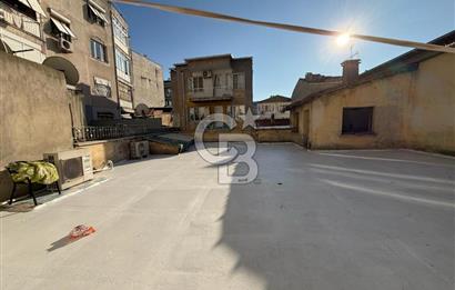 MANİSA AKHİSARDA CADDE ÜZERİNDE SATILIK BİNA