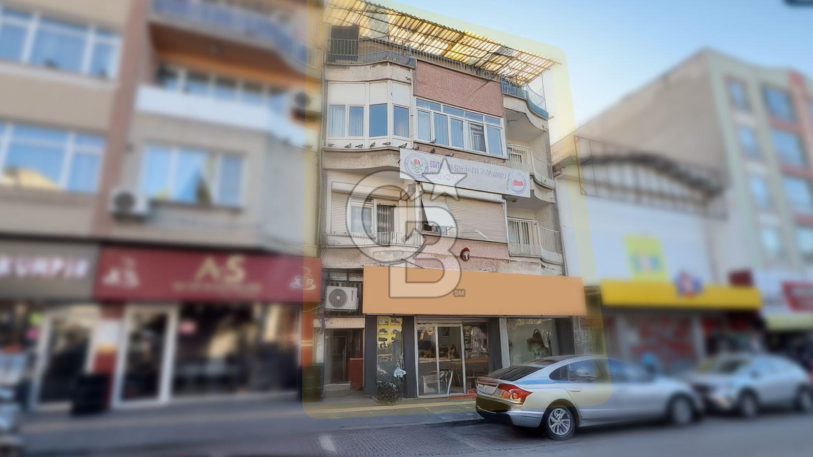 MANİSA AKHİSARDA CADDE ÜZERİNDE SATILIK BİNA