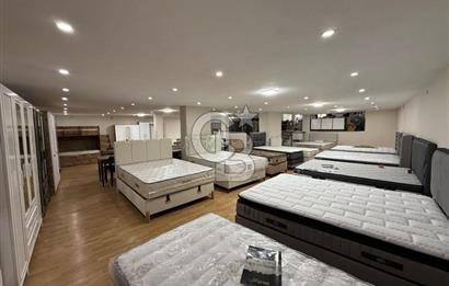 MANİSA AKHİSARDA CADDE ÜZERİNDE SATILIK BİNA