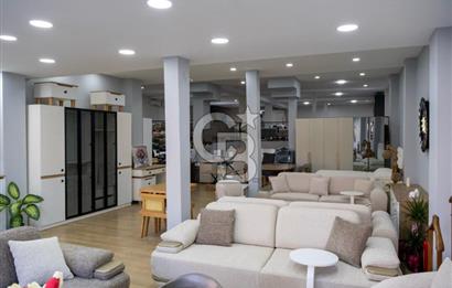 MANİSA AKHİSARDA CADDE ÜZERİNDE SATILIK BİNA