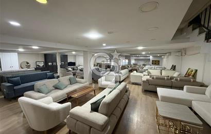 MANİSA AKHİSARDA CADDE ÜZERİNDE SATILIK BİNA