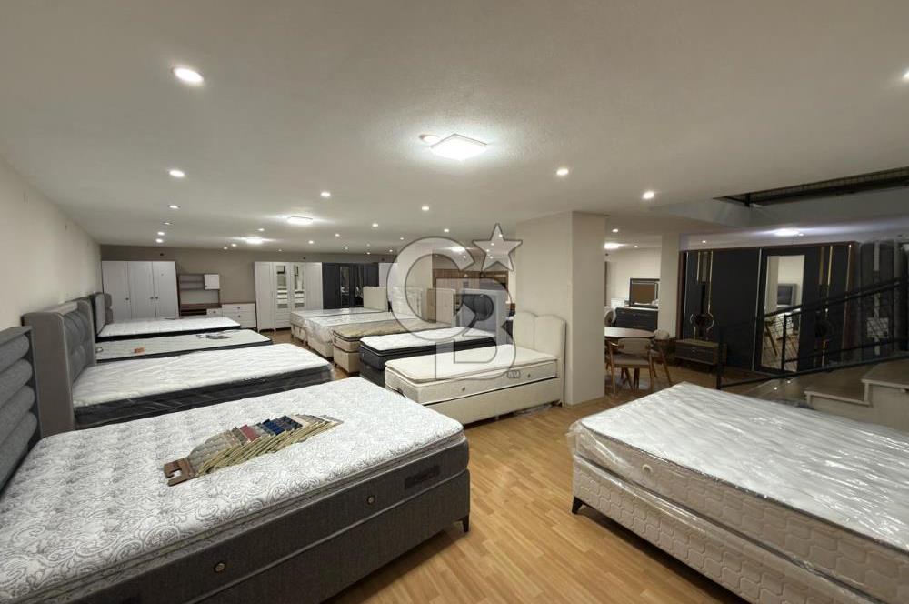 MANİSA AKHİSARDA CADDE ÜZERİNDE SATILIK BİNA