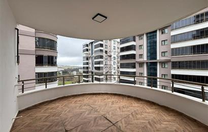 Nilüfer Evleri Sitesinde geniş 3+1 satılık daire