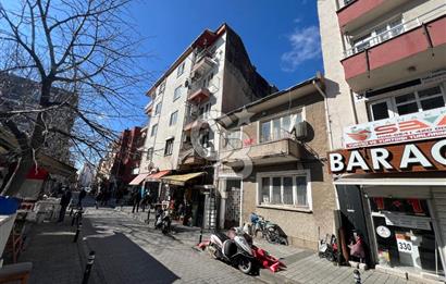 ÇANAKKALE ŞEHRİN MERKEZİNDE KAÇIRILMAYACAK MÜSTAKİL SATILIK EV