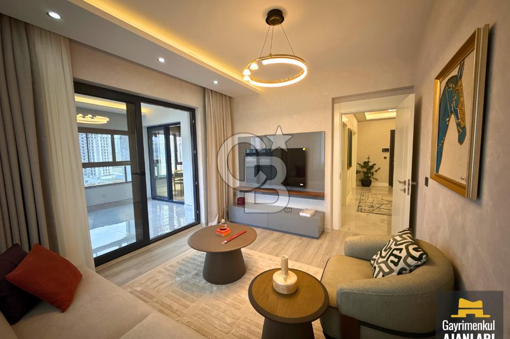 BATIŞEHİRDE HAVUZLU SİTEDE LÜKS ARA KAT SIFIR 4+1 SATILIK DAİRE