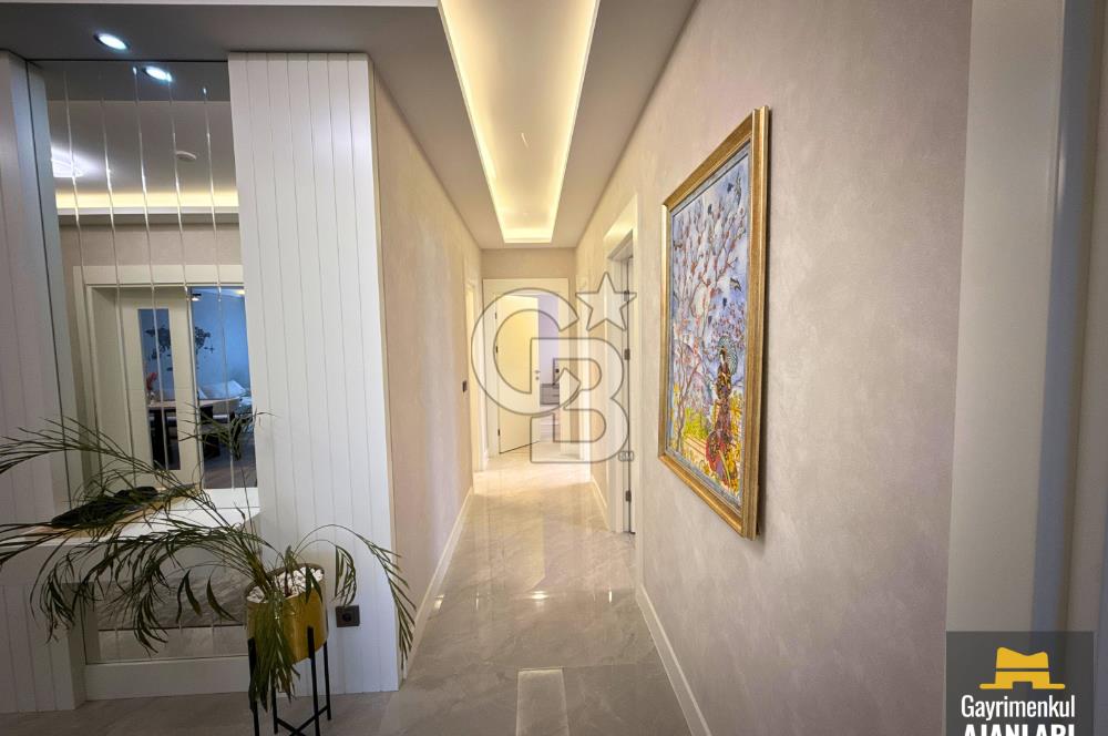 BATIŞEHİRDE HAVUZLU SİTEDE LÜKS ARA KAT SIFIR 4+1 SATILIK DAİRE