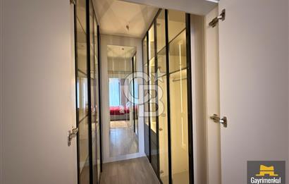 BATIŞEHİRDE HAVUZLU SİTEDE LÜKS ARA KAT SIFIR 4+1 SATILIK DAİRE