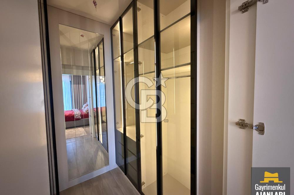 BATIŞEHİRDE HAVUZLU SİTEDE LÜKS ARA KAT SIFIR 4+1 SATILIK DAİRE