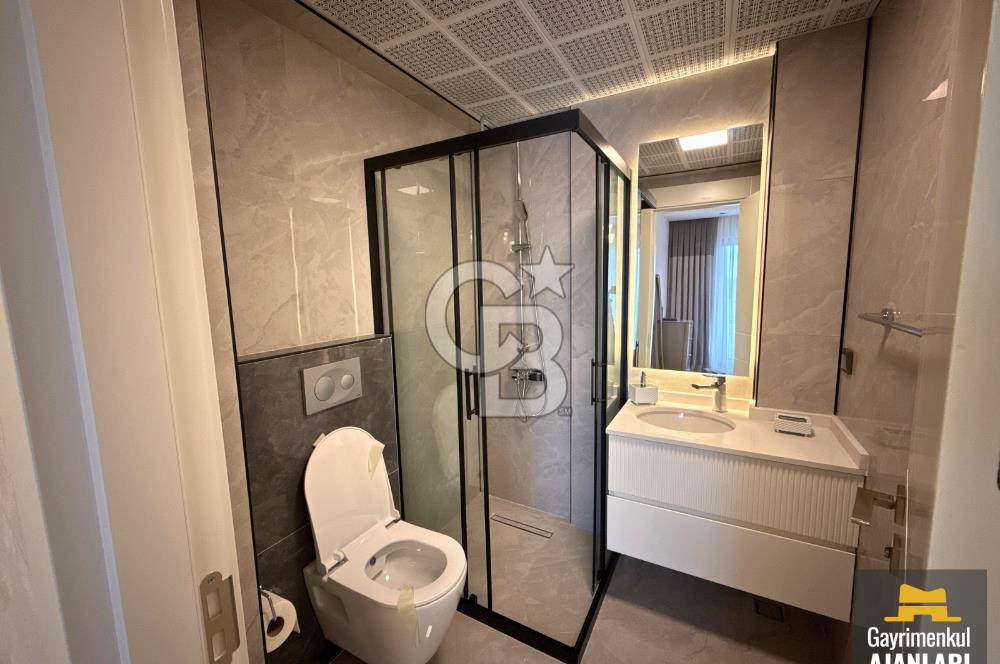 BATIŞEHİRDE HAVUZLU SİTEDE LÜKS ARA KAT SIFIR 4+1 SATILIK DAİRE