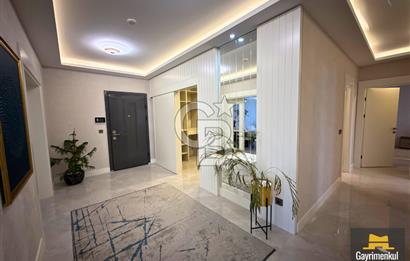 BATIŞEHİRDE HAVUZLU SİTEDE LÜKS ARA KAT SIFIR 4+1 SATILIK DAİRE