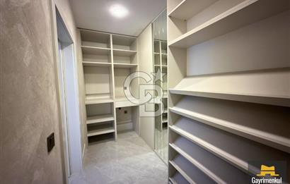 BATIŞEHİRDE HAVUZLU SİTEDE LÜKS ARA KAT SIFIR 4+1 SATILIK DAİRE