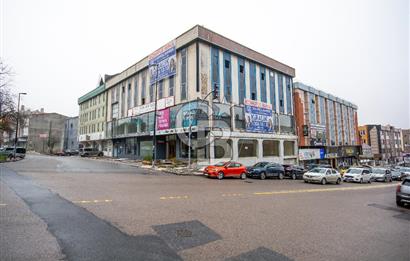 Ümraniye Modoko Yanı 1.100 m² Kiralık Cadde Mağazası