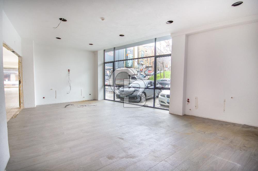 Ümraniye Modoko Yanı 1.100 m² Kiralık Cadde Mağazası