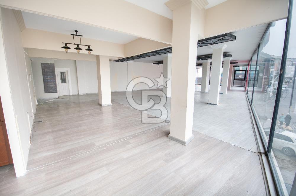 Ümraniye Modoko Yanı 1.100 m² Kiralık Cadde Mağazası