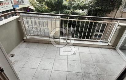 Karsiyaka çarşi icinde 2+1 arakat 105 M2 teraslı daire