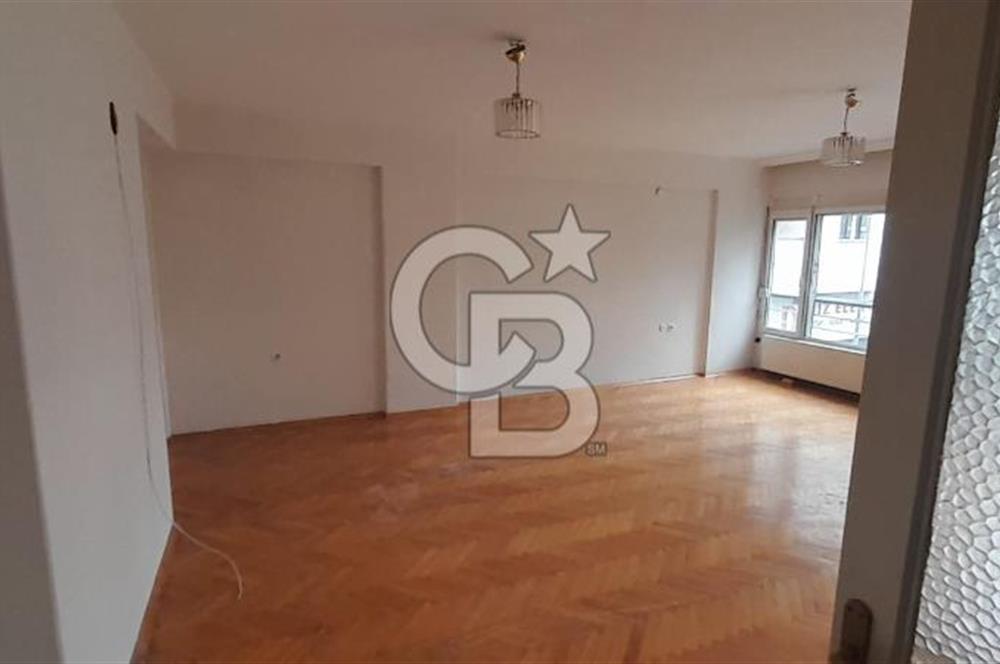 Karsiyaka çarşi icinde 2+1 arakat 105 M2 teraslı daire