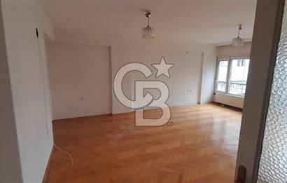 Karsiyaka çarşi icinde 2+1 arakat 105 M2 teraslı daire