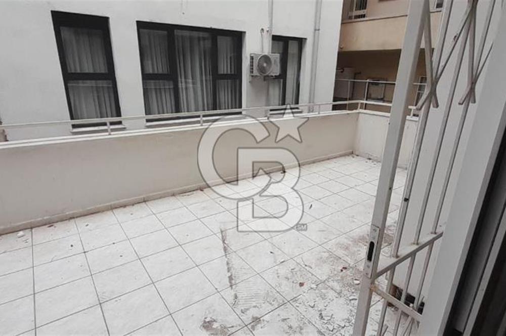 Karsiyaka çarşi icinde 2+1 arakat 105 M2 teraslı daire