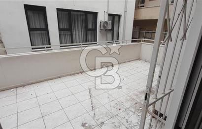Karsiyaka çarşi icinde 2+1 arakat 105 M2 teraslı daire