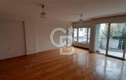 Karsiyaka çarşi icinde 2+1 arakat 105 M2 teraslı daire