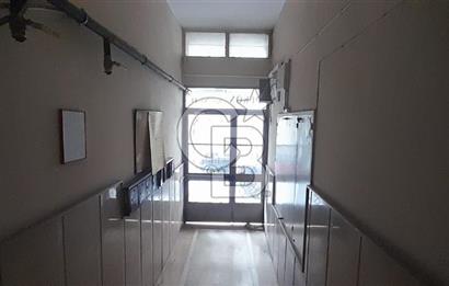 Karsiyaka çarşi icinde 2+1 arakat 105 M2 teraslı daire