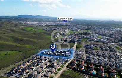 SEFERİHİSAR'DA PRESTİJLİ VE KONFORLU SATILIK MÜSTAKİL LÜKS VİLLA