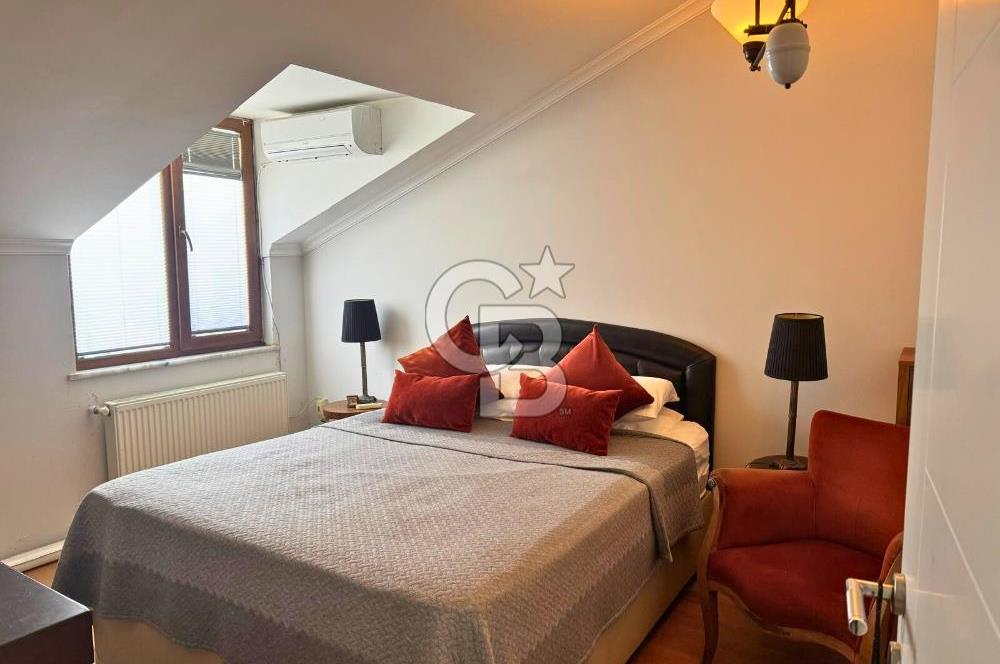 Şişli/Halil Rıfat Paşa'da Balkon Teraslı 3+1 Çatı Dubleks Satılık Daire