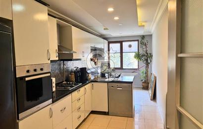 Şişli/Halil Rıfat Paşa'da Balkon Teraslı 3+1 Çatı Dubleks Satılık Daire