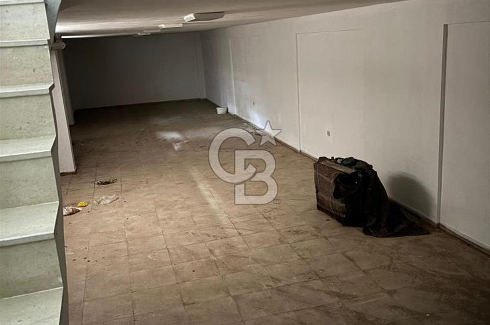 REŞATBEY DE SATILIK 400m2 DÜKKAN