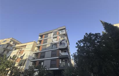İzmir Bornova Erzene Mahallesi’nde, Ata Durağı’na yürüme mesafesinde 2+1 kiralık daire