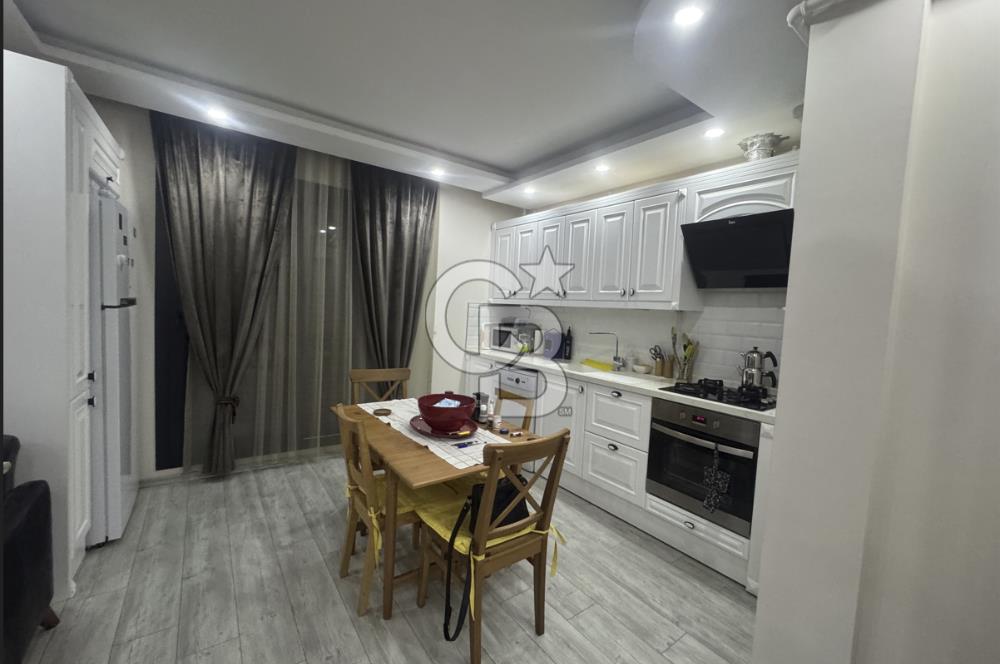 İzmir Bornova Erzene Mahallesi’nde, Ata Durağı’na yürüme mesafesinde 2+1 kiralık daire