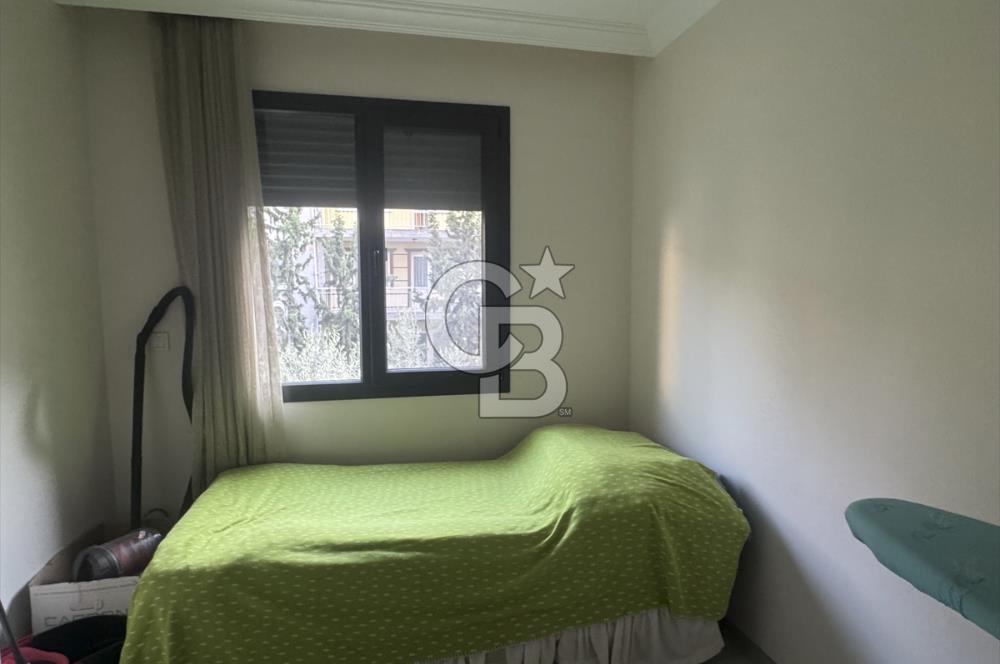 İzmir Bornova Erzene Mahallesi’nde, Ata Durağı’na yürüme mesafesinde 2+1 kiralık daire