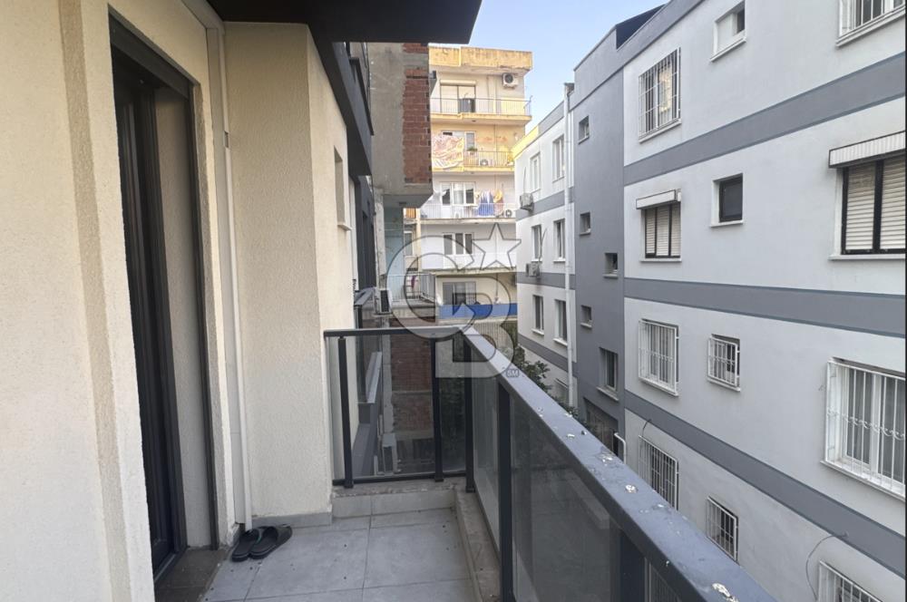 İzmir Bornova Erzene Mahallesi’nde, Ata Durağı’na yürüme mesafesinde 2+1 kiralık daire