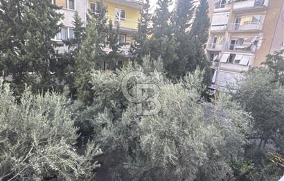 İzmir Bornova Erzene Mahallesi’nde, Ata Durağı’na yürüme mesafesinde 2+1 kiralık daire