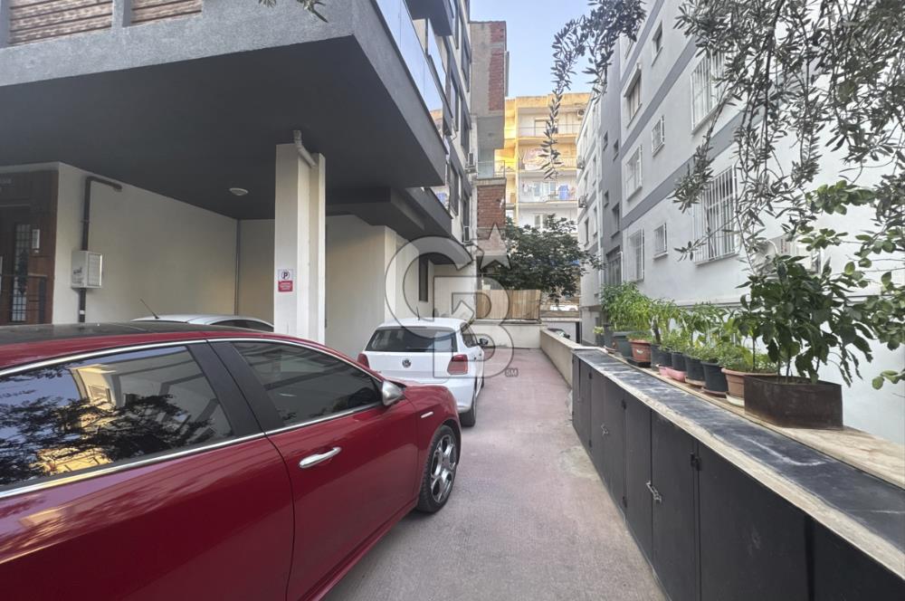 İzmir Bornova Erzene Mahallesi’nde, Ata Durağı’na yürüme mesafesinde 2+1 kiralık daire