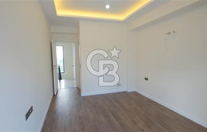 SEFERİHİSAR'DA PRESTİJLİ VE KONFORLU SATILIK MÜSTAKİL LÜKS VİLLA