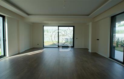 SEFERİHİSAR'DA PRESTİJLİ VE KONFORLU SATILIK MÜSTAKİL LÜKS VİLLA