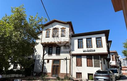 Hamamönünde 3 Katlı Restorasyonlu Eşsiz Konak - Sanat Galerisi