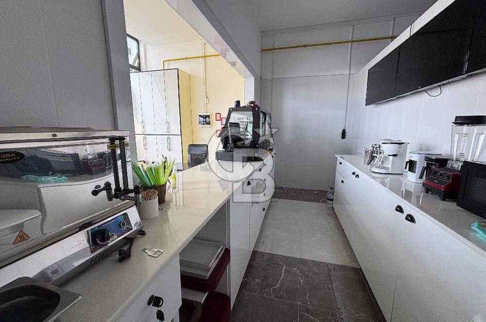 CB CITY'DEN KARABAYIR'DA DEVREN KİRALIK İŞ YERİ