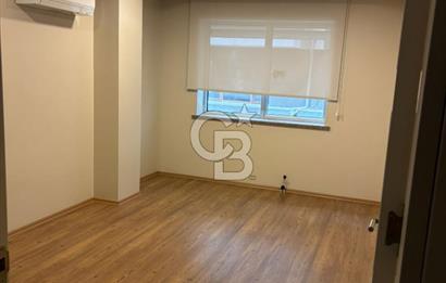 REŞATBEY DE SATILIK 110M2 3+1 SÜPER LÜKS OFİS