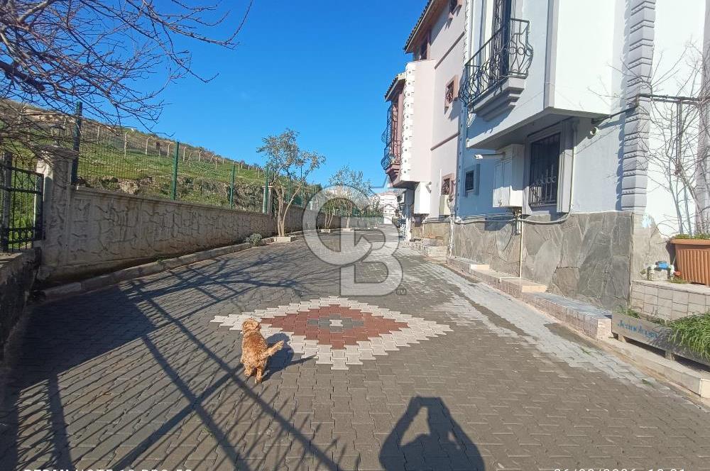 CB GİZ'DEN İZMİR ÇİĞLİ DE SATILIK TRİPLEKS VİLLA