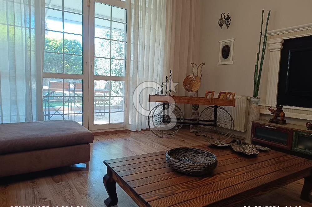 CB GİZ'DEN İZMİR ÇİĞLİ DE SATILIK TRİPLEKS VİLLA