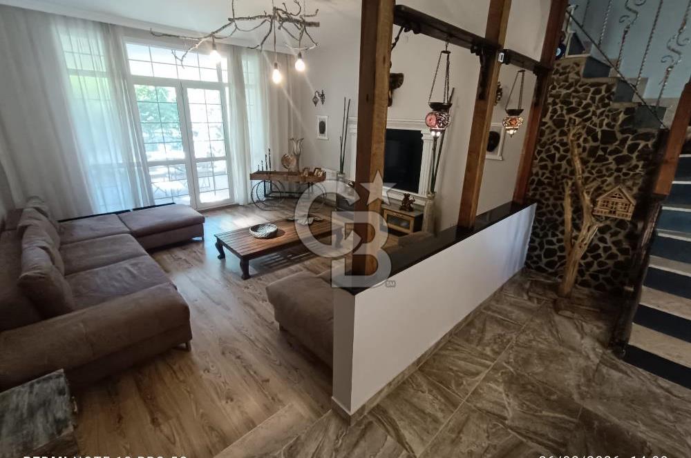 CB GİZ'DEN İZMİR ÇİĞLİ DE SATILIK TRİPLEKS VİLLA