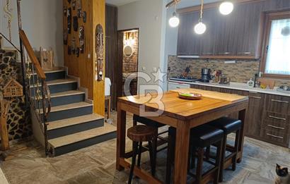 CB GİZ'DEN İZMİR ÇİĞLİ DE SATILIK TRİPLEKS VİLLA