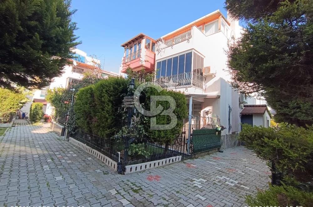 CB GİZ'DEN İZMİR ÇİĞLİ DE SATILIK TRİPLEKS VİLLA