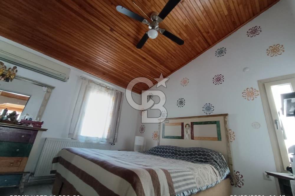 CB GİZ'DEN İZMİR ÇİĞLİ DE SATILIK TRİPLEKS VİLLA