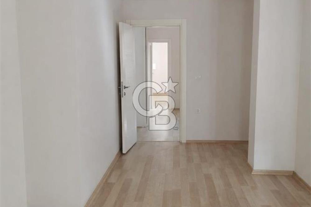 Sancaktepe Yenidoğanda Satılık Daire