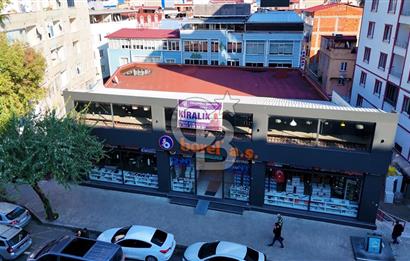 ŞEHRİN KALBİNDE BÜYÜK KULLANIŞLI MAĞAZA