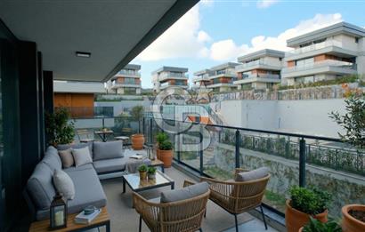 SEFERİHİSAR'DA PRESTİJLİ VE KONFORLU SATILIK MÜSTAKİL LÜKS VİLLA